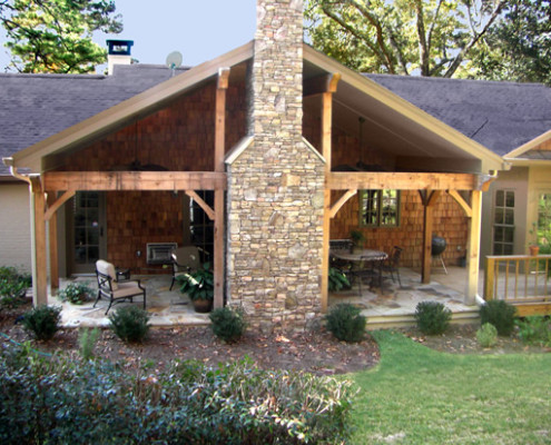 Outdoor Living Space built by Harris Custom Homes LLC.